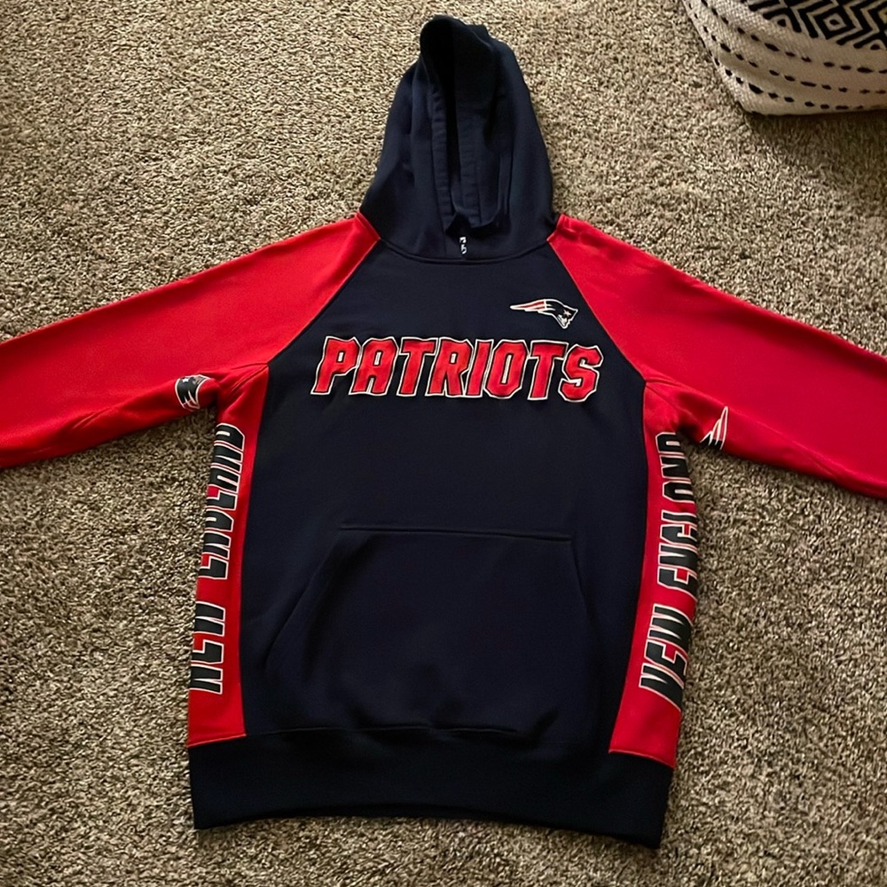 Women’s New England Patriots hoodie